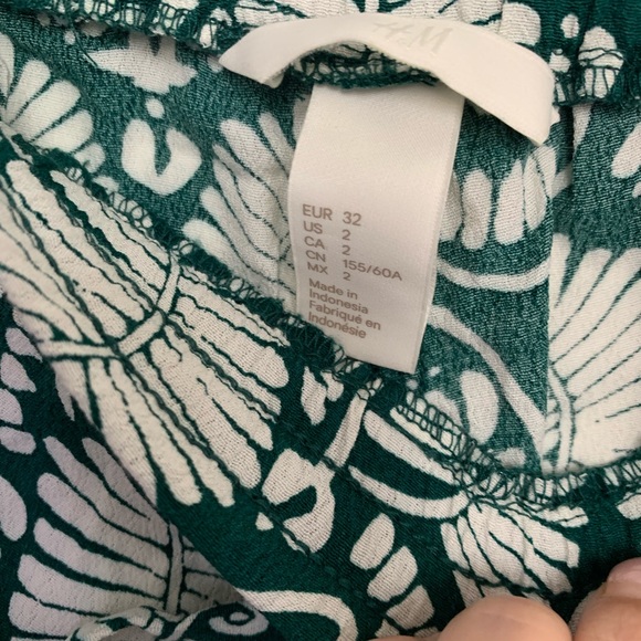 H&M Tropical Matching Set - Picture 7 of 8
